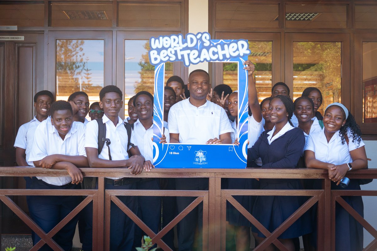 sosintcollege's tweet photo. Today, we celebrate our dedicated, inspiring and incredible teachers who make a difference every single day in our school community.

Thank you for inspiring us to learn, grow and become better versions of ourselves each day.
Happy World Teachers’ Day to all educators!

#soshgic https://t.co/puGW5r852k