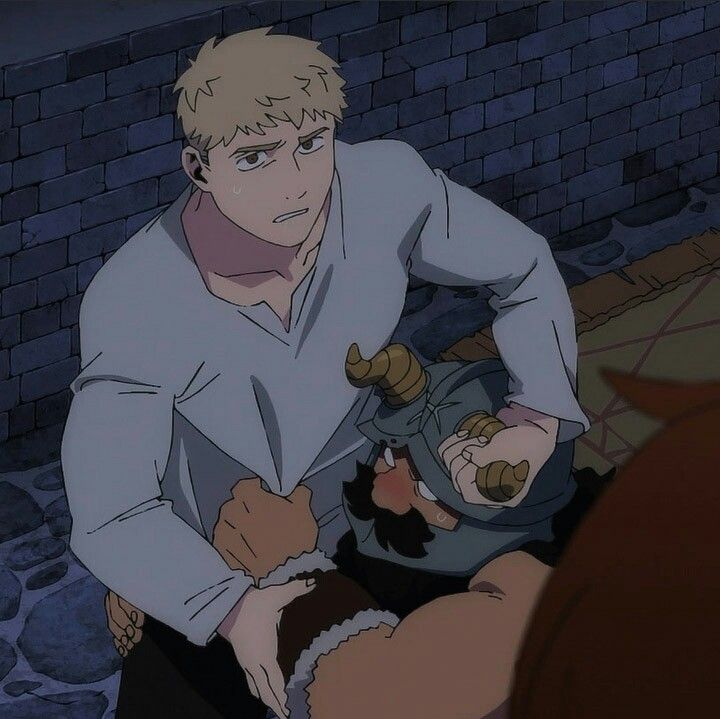wingedlionfan's tweet photo. HIS MUSCLES BULGING THROUGH HIS SLEEVES TITAN GIVE ME STRENGTH 😩😩🤤🤤🤤 (erm ignore senshi) https://t.co/oQx0KlDudu