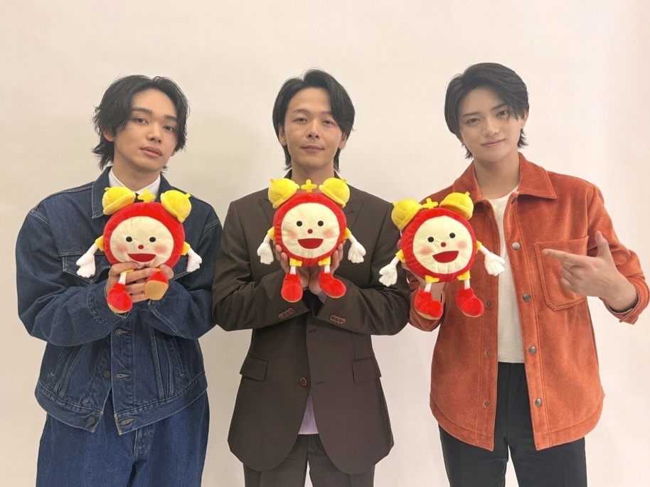 cx_mezamashi's tweet photo. あす6日(火)めざましテレビエンタメPick Up☝️

中村倫也さん、宮世琉弥さん、岩瀬洋志さんが出演するお菓子の新CM撮影に密着🎥✨

日常で色鮮やかになった瞬間や幸せを感じる瞬間をインタビュー🎤
さらにお互いの印象についても聞いてみたよ🤫
☆内容変更の際はご了承下さい https://t.co/p7rikAFtxW