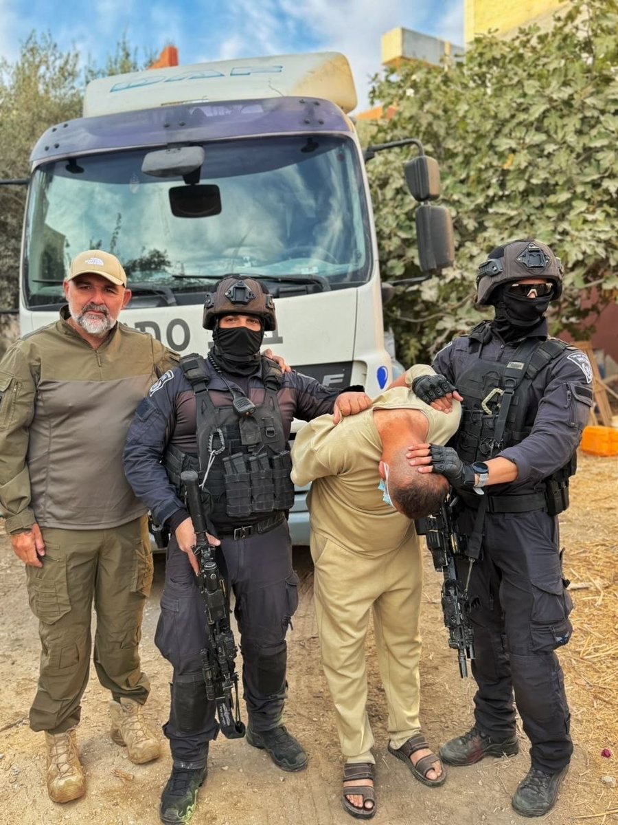 MOSSADil's tweet photo. The Arab from Hebron, in Judea and Samaria (West Bank), that filmed himself proudly polluting the Hebron Stream about 2 weeks ago, was arrested by the Israeli forces. @selenaryan_ https://t.co/9GM2hLa15e