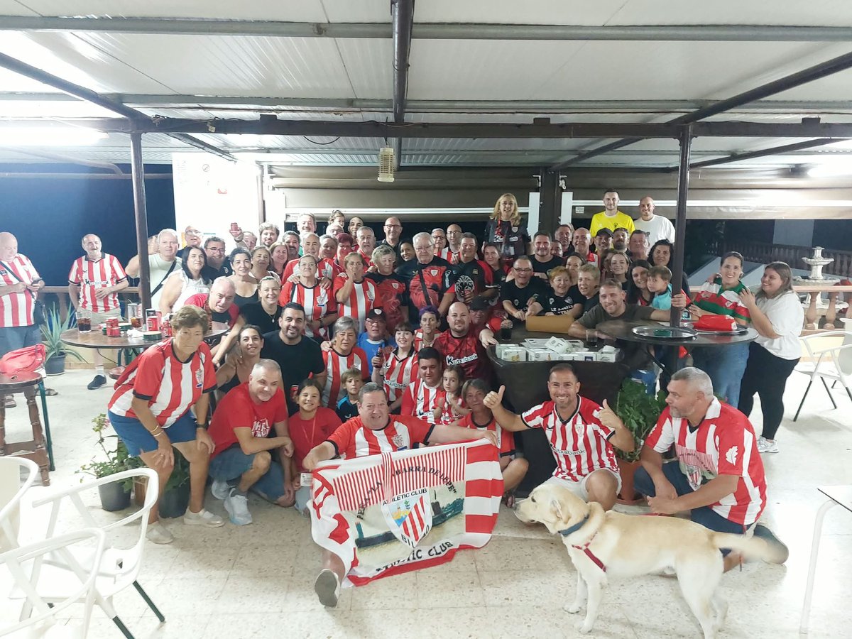 gabarradelepe's tweet photo. Muchas gracias por acompañarnos en la celebración de nuestro XXV Aniversario y el XXII Congreso de Peñas de la Zona Suroeste del @AthleticClub
Un fin de semana de reencuentros, amistad y sentimiento por unos colores que nos unen sin importar la distancia.
❤️🤍 Beti Zurekin! 🦁 https://t.co/7zae3tSWXb
