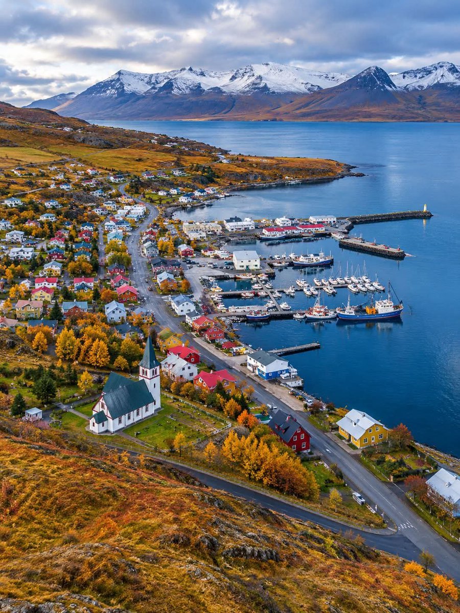 earthviewss1's tweet photo. Iceland 🇮🇸 https://t.co/7zmD1nsY3J