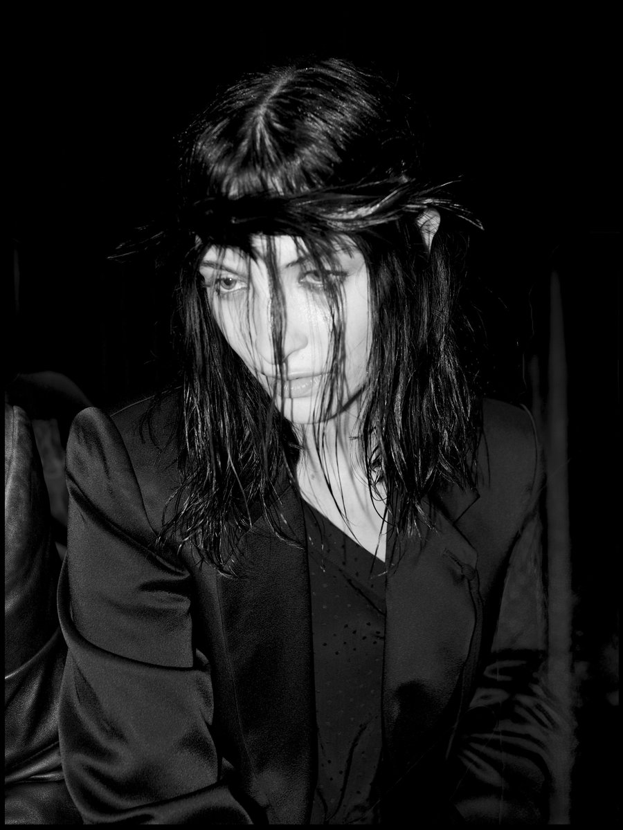 leraabovaverse's tweet photo. More photos of #LeraAbova at the Ann Demeulemeester SS27 show during Paris Fashion Week on October 3, 2026🥀🖤

First photo by dustinhanke (on Instagram)
Second photo by @leraabovadaily
Third and fourth by sylwia_butor (on Instagram) https://t.co/9cKbs7VuDu