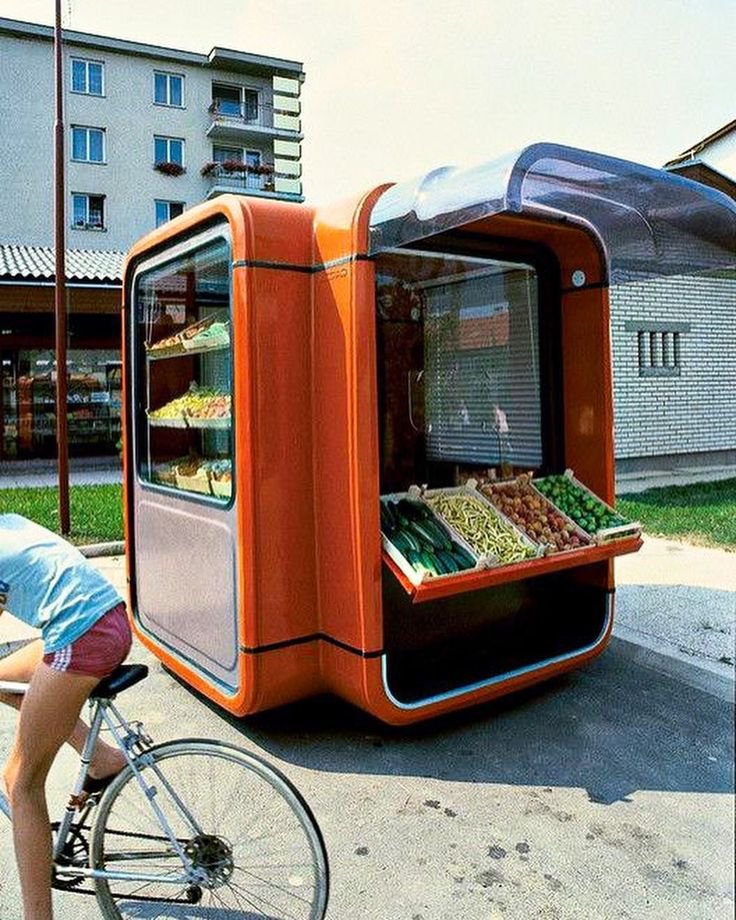 YugoslavVisuals's tweet photo. The K67 Kiosk, an iconic piece of modular urban architecture designed in 1966 by Slovenian architect Saša Mächtig and found all over former Yugoslavia and beyond. https://t.co/RKEKABLcqY