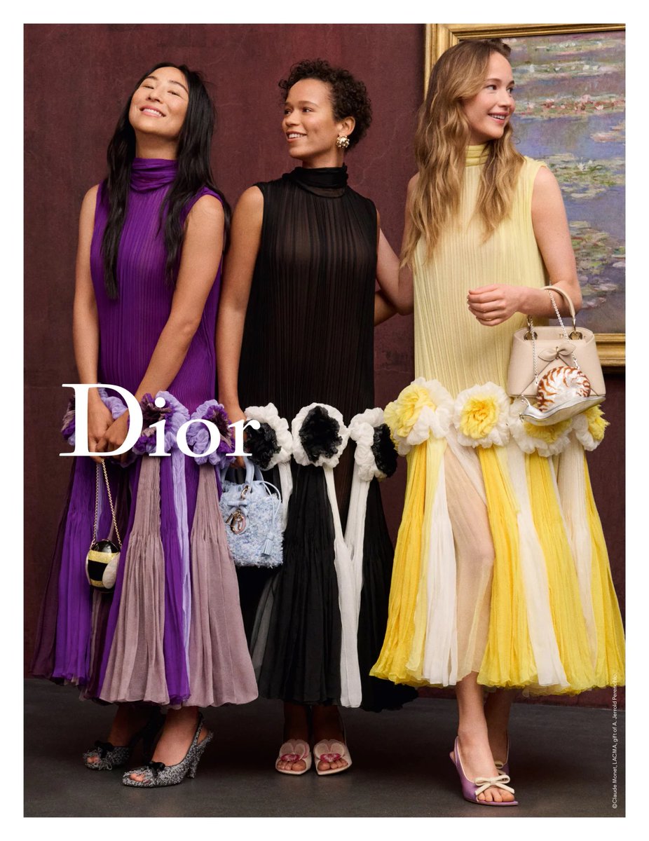 jlawsupdate's tweet photo. Jennifer Lawrence, Taylor Russell and Greta Lee for Dior Cruise 2027. 📸 https://t.co/APkSIJ7NZh