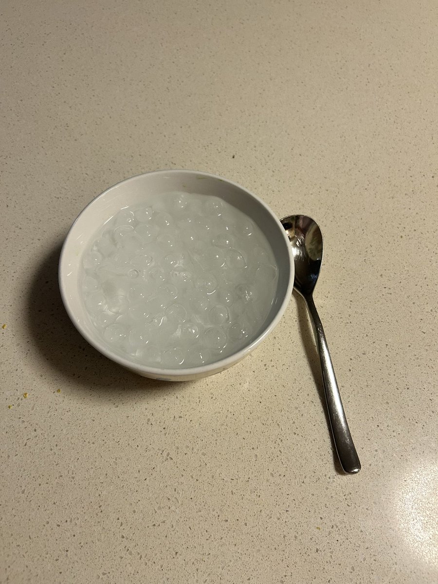 shedtwtsswan's tweet photo. craving cereal but I’m at my cal limit (I might kms after this 💔🫩) https://t.co/j7OYaixST5