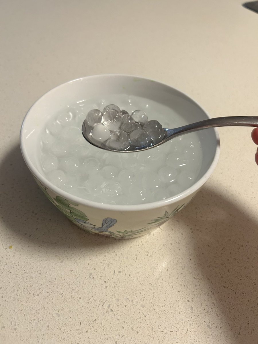 shedtwtsswan's tweet photo. craving cereal but I’m at my cal limit (I might kms after this 💔🫩) https://t.co/j7OYaixST5