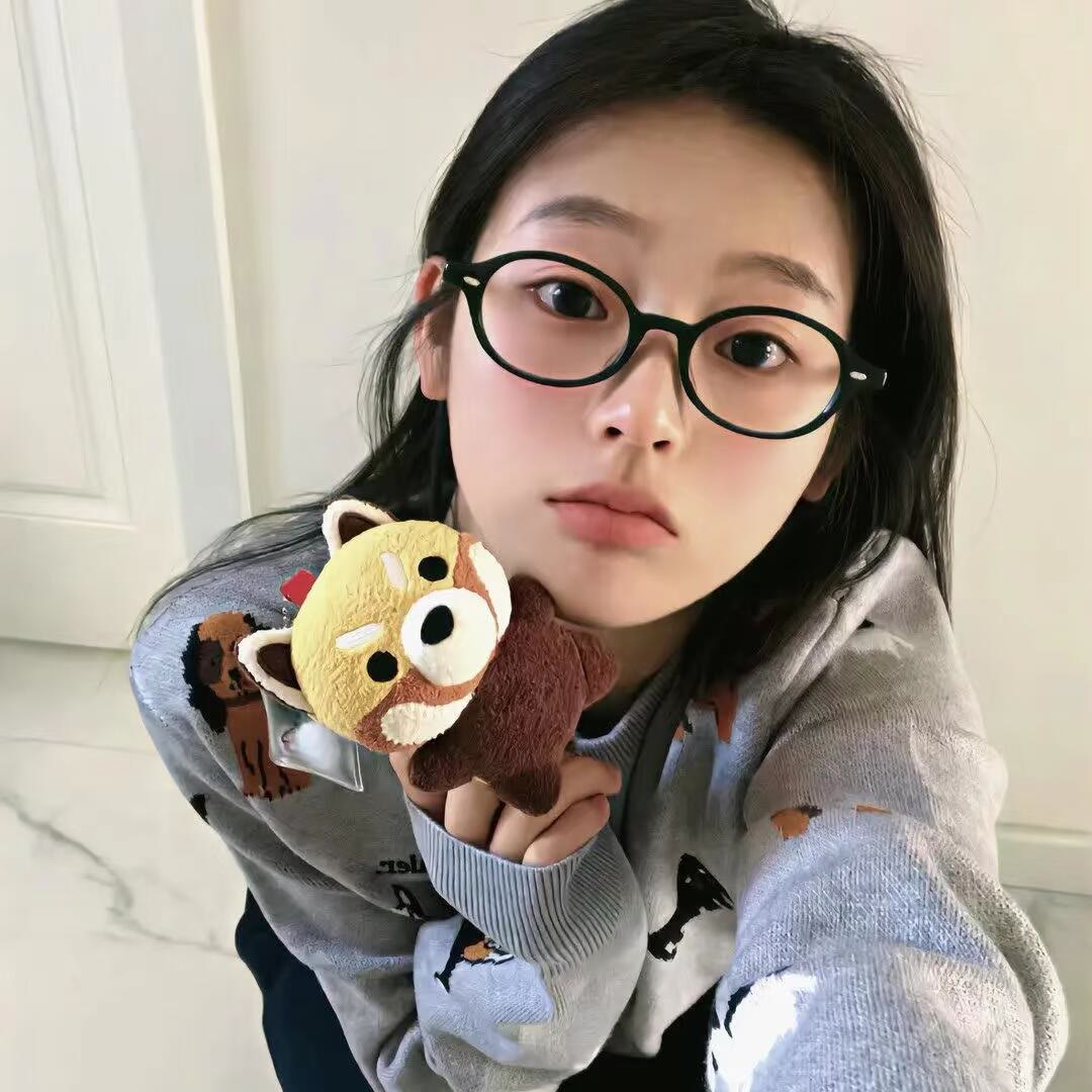 FelixFoj51's tweet photo. suddenly🎇07年，158cm，50kg约徐州希望认识新朋友，开启新的故事。 不追求完美，只想遇见合拍的人。炮绍兴📮🐪 #徐州 #女大 https://t.co/MHm4qJY3GW