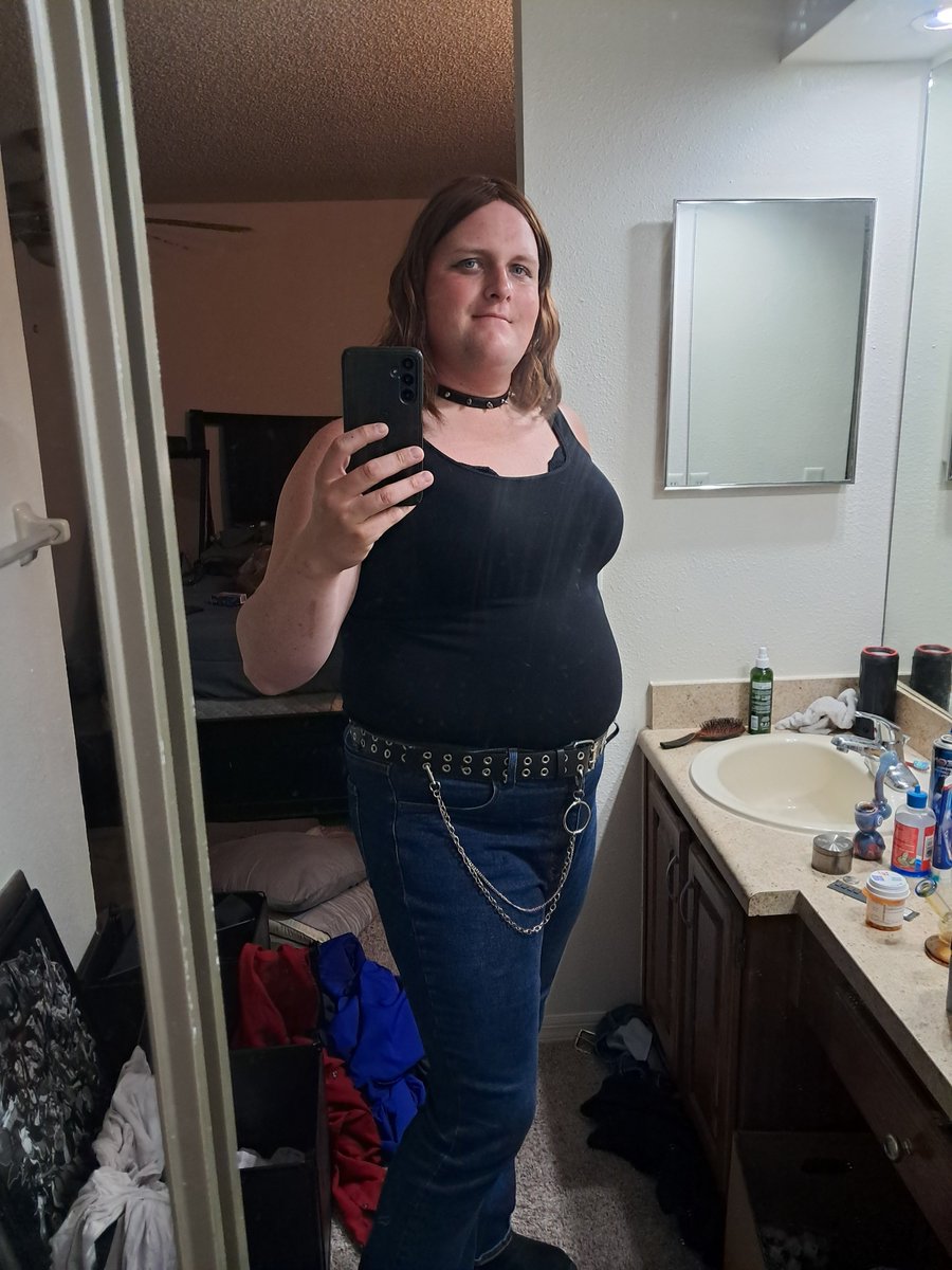 battery706's tweet photo. HRT was the best decision of my life, I've never felt or looked better. https://t.co/p9R19h1WU4