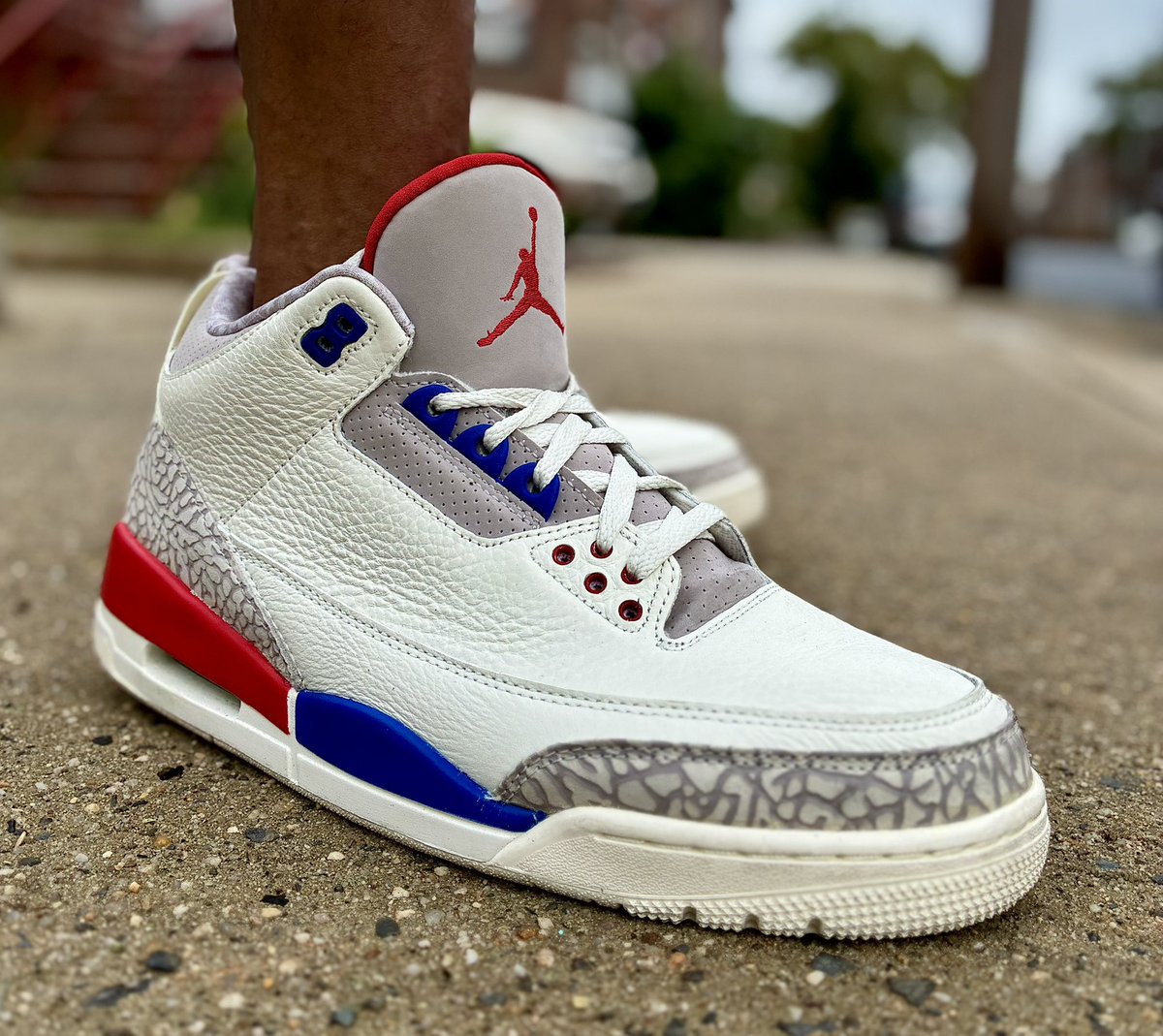 KicksaddictNYJP's tweet photo. #nike
#AirJordan3
#jordansdaily
#mjmonday
#sneakerlove
#jumpman
#Snkrskickcheck
#jordans
#shoesoftheday
#kotd 
#sneakeraddict  
#wdywt
#kicksoftheday
#yoursneakersaredope  
#TodaysKicks
#Sneakeraddict 
#jordanaddict
#jumpman23 https://t.co/7ReOjT5oTq