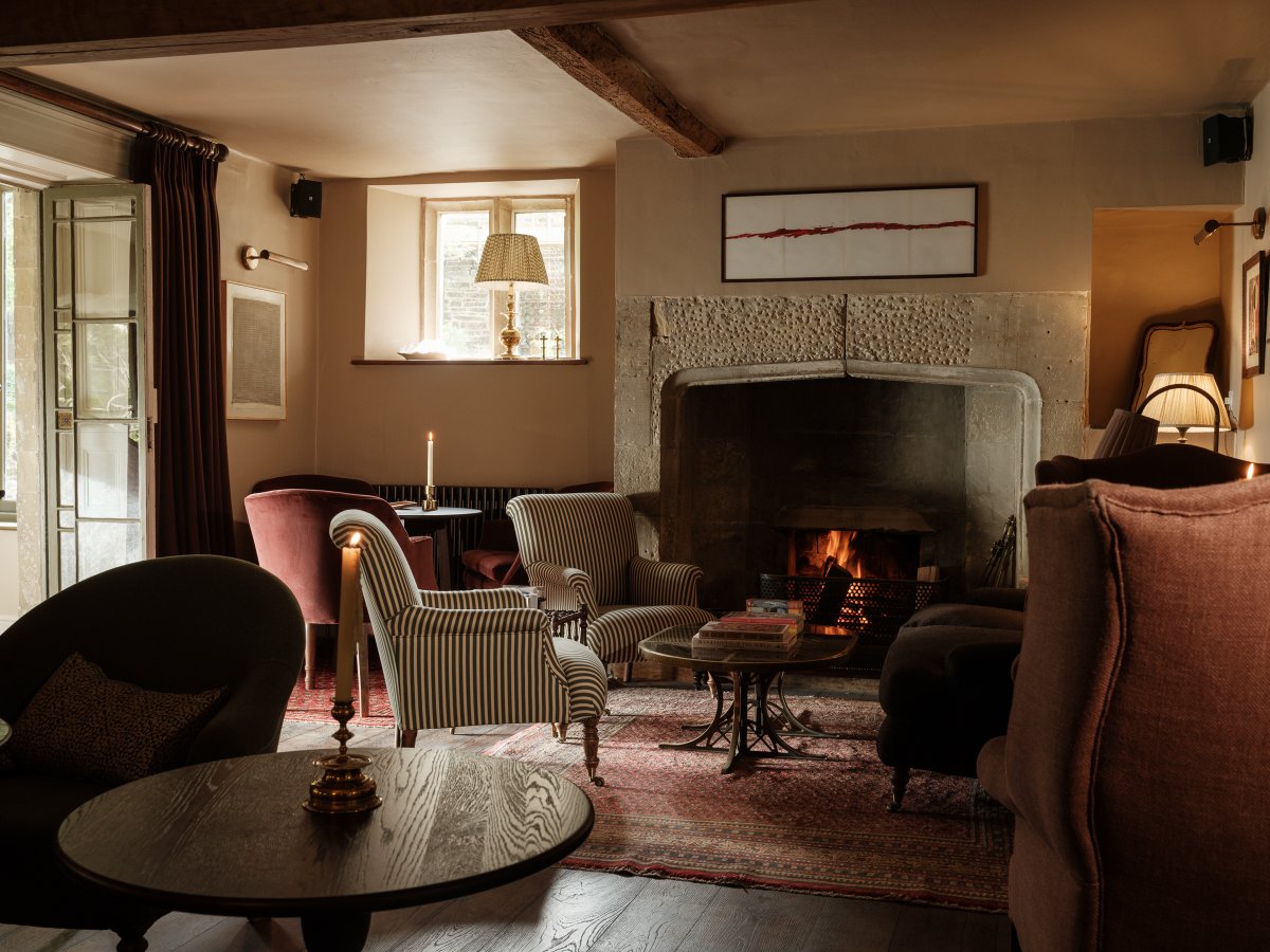 VisitWiltshire's tweet photo. 📷Teffont House, Dave Watts https://t.co/JFRNe38lgQ
 
A new addition to the Beckford Group, Teffont House is a small village hotel and restaurant with 17 bedrooms and glorious gardens, in the Nadder Valley, Wiltshire.
 
Dating back to 1623, Teffont House sits at the heart of Teffont Evias, one of Wiltshire’s prettiest villages, surrounded by the rolling landscapes of Cranborne Chase National Landscape, and just two hours from London.