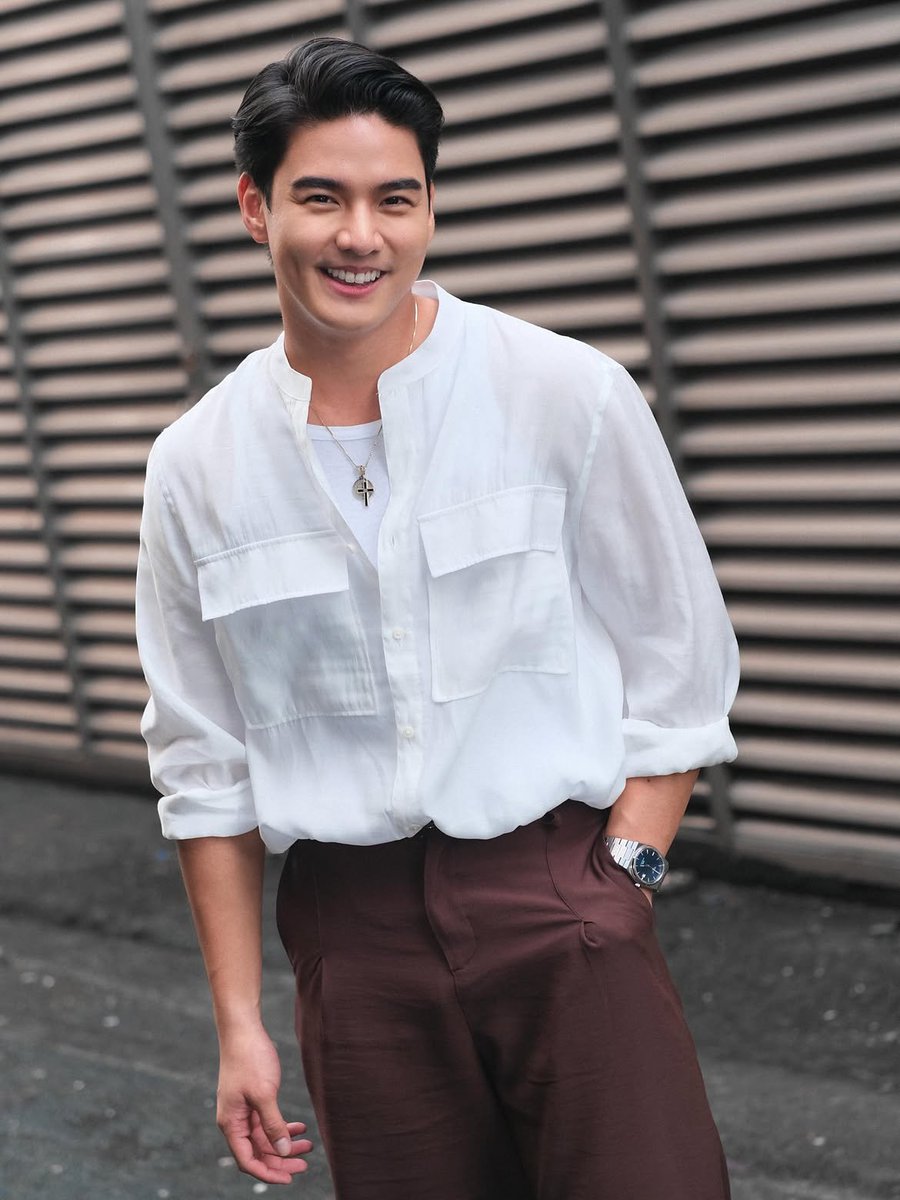 iamheyaaa's tweet photo. Deserve na deserve nman tlga! 

PBB HOST MICHAEL SAGER https://t.co/4MhepDuiTp