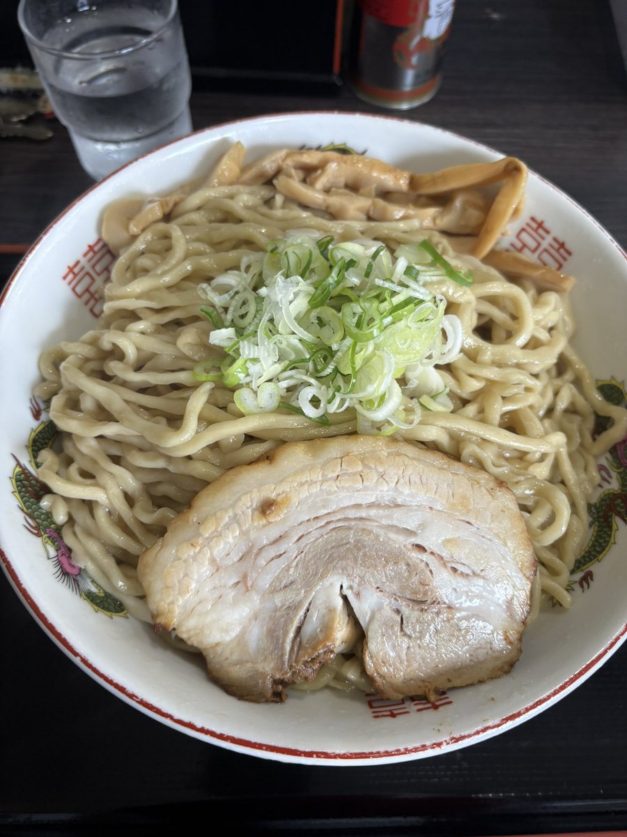 rugure383's tweet photo. 自家製太麺渡辺初めて行ってきた
美味しかったです
遠くてなかなか行けないのが惜しい https://t.co/ou49tAxqBM