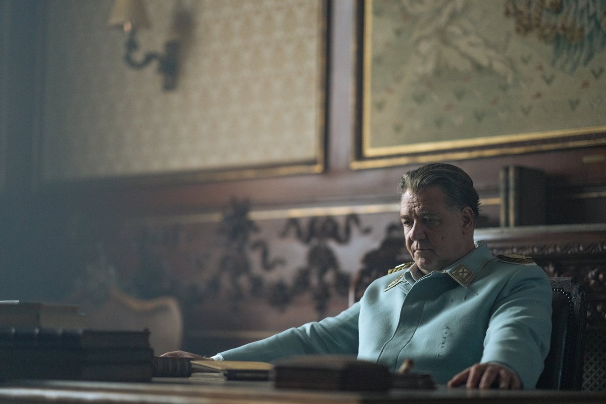 nuremberg_movie's tweet photo. ■━━━━━━━━━□
┃ 　𝑪𝑯𝑨𝑹𝑨𝑪𝑻𝑬𝑹　 ┃
□━━━━━━━━━■

【#ナチス No.2】
#ヘルマン・ゲーリング
（#ラッセル・クロウ）

👤知的
👤ナルシスト
👤人たらし
👤怪物

#ニュルンベルク裁判 https://t.co/fOiZt3J6DC
