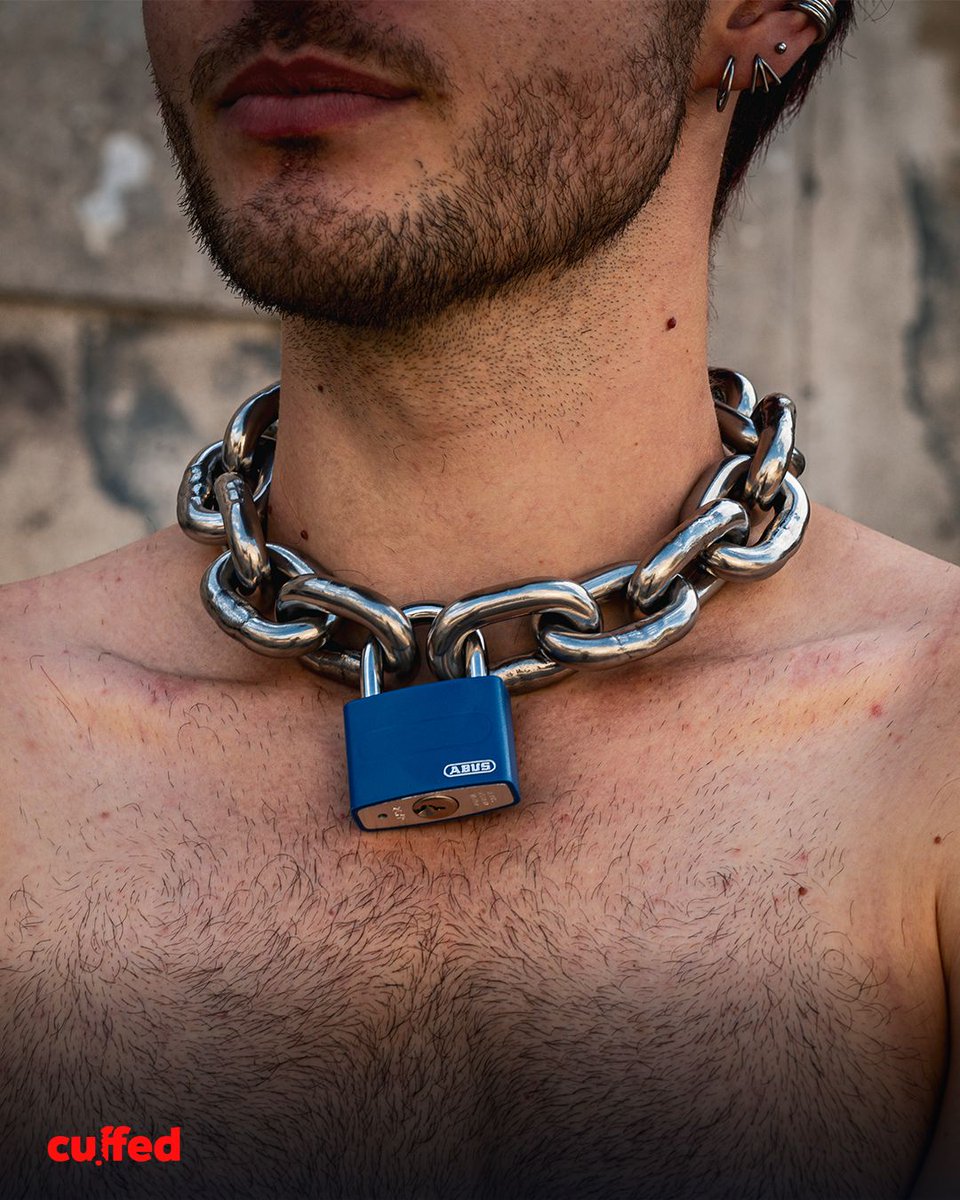 cuffedstore's tweet photo. You like it obvious? Then our heavy duty necklace is the right accessory for you. The chain made out of stainless steel lets you feel physically your position. 

Choose your desired length, your favorite closure and the lock color.

#cuffed #cuffedstore https://t.co/ccm6e7F5Y3