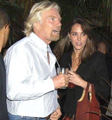 Cee_jaynee's tweet photo. @tkeaspin @Rimmesfk But it isn’t any women with brown hair it is Kate with Bradson when her and wills were, on a break. https://t.co/PTQgXVUBXL