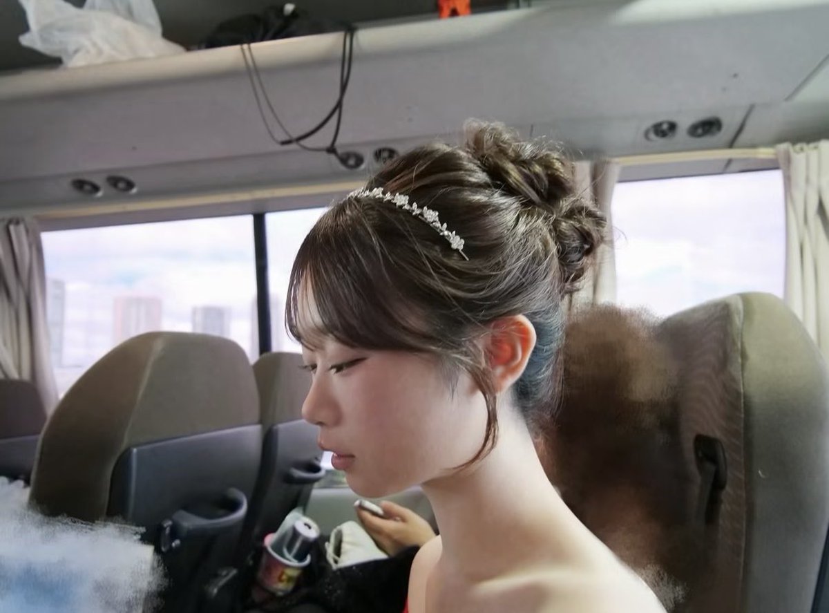 ono__1126love's tweet photo. ときねねって顔小さくて首が長いから横顔が綺麗。
女の子の理想の骨格って感じ。
#時田音々 https://t.co/JSgftCj5V8