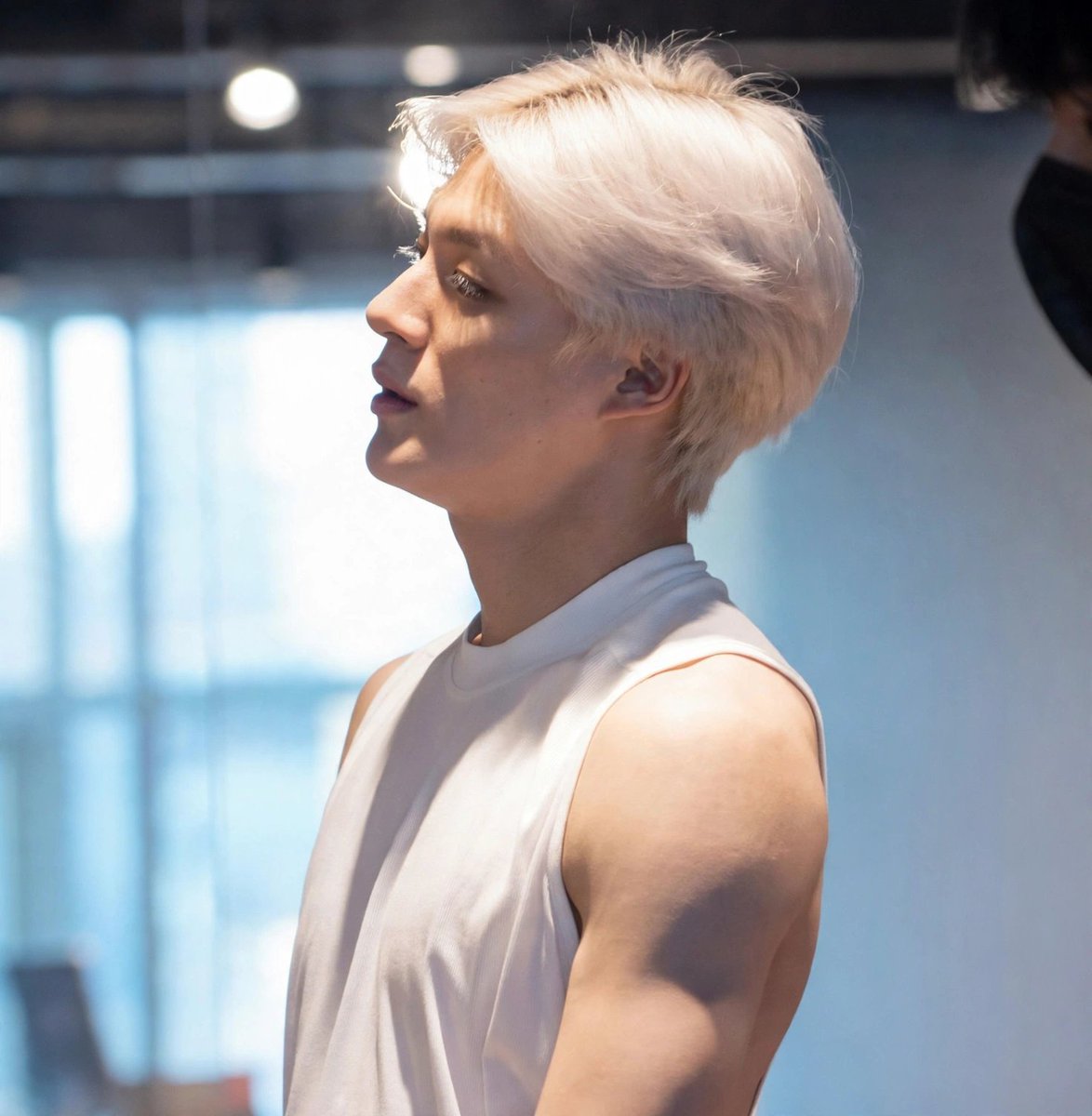 Jian_xiu08's tweet photo. Jeno blonde makes me submit https://t.co/x7XKmJXqdK