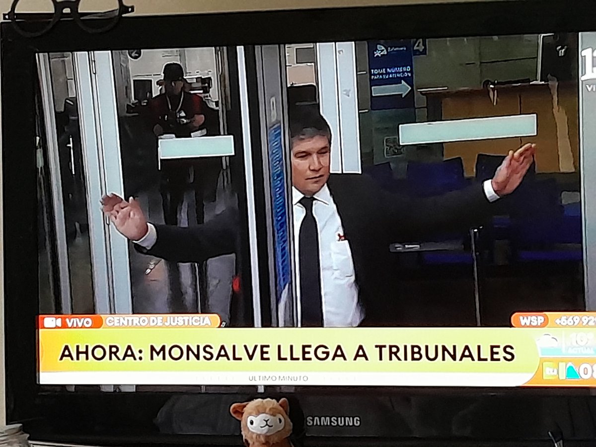 EternaVeranista's tweet photo. Pensar que todos le pagamos el abogado a este hdp !!! #ManuelMonsalve https://t.co/5t89NdjzZD