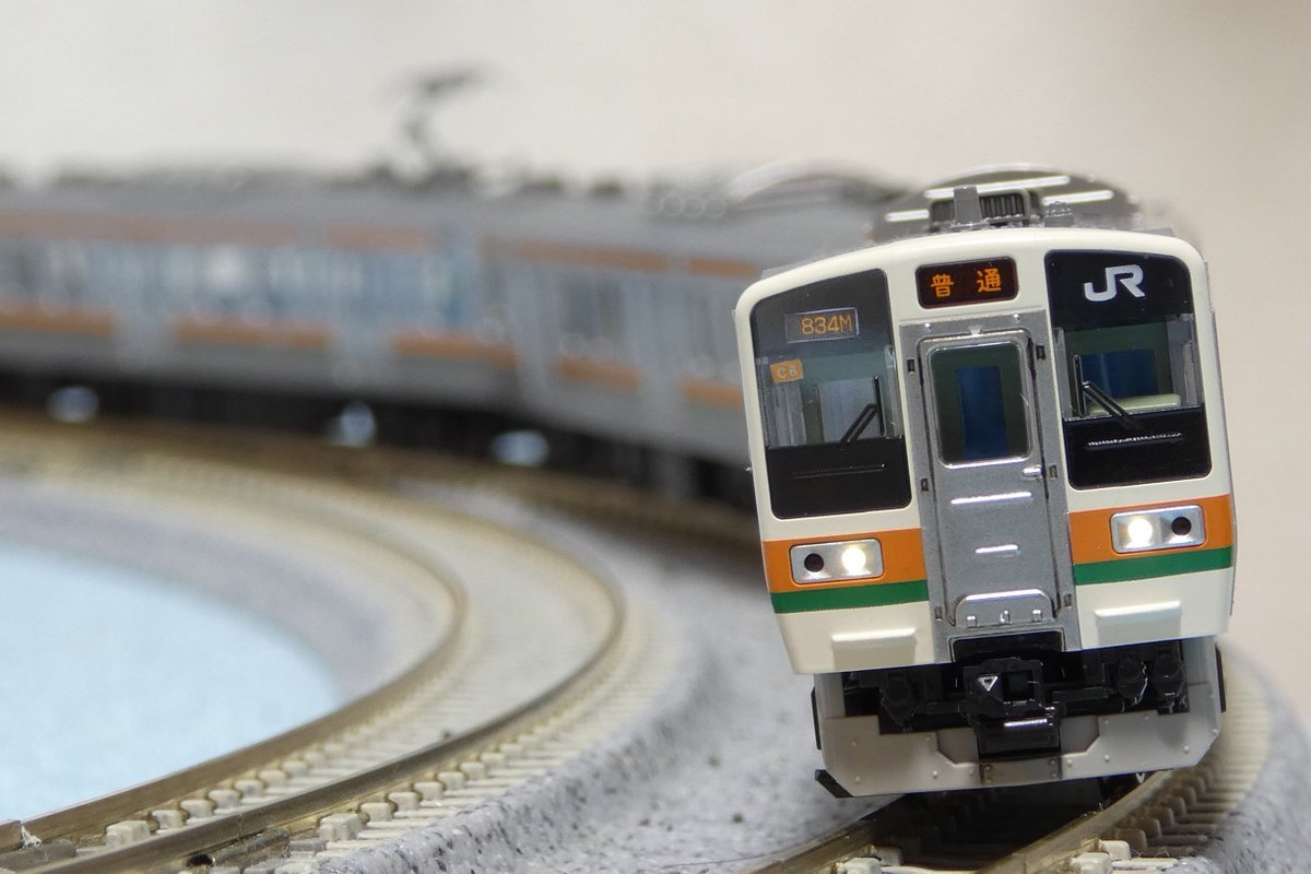 Gentookotsu's tweet photo. 買ってしまった
KATO 211系3000番台/1000番台 高崎・東北本線
発表されたときから楽しみにしてたし、沿線民で見てたのでもちろん購入
もちろんC8編成は強化スカートに。
TOMIXのやつを持ってるけど、KATOのクオリティ高いな
あと1000番台は初導入
TOMIXのとも併せて走らせようと思います
その他ALTへ https://t.co/ARKIXIvYuc