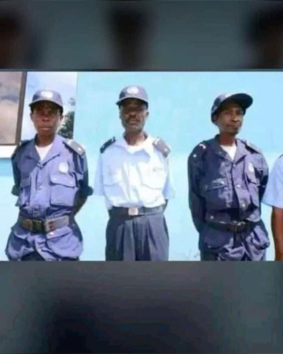 Talikithegreat7's tweet photo. Asukari in Ug.          Vs.      Asukari in DRC https://t.co/Yc0vP8QnGB