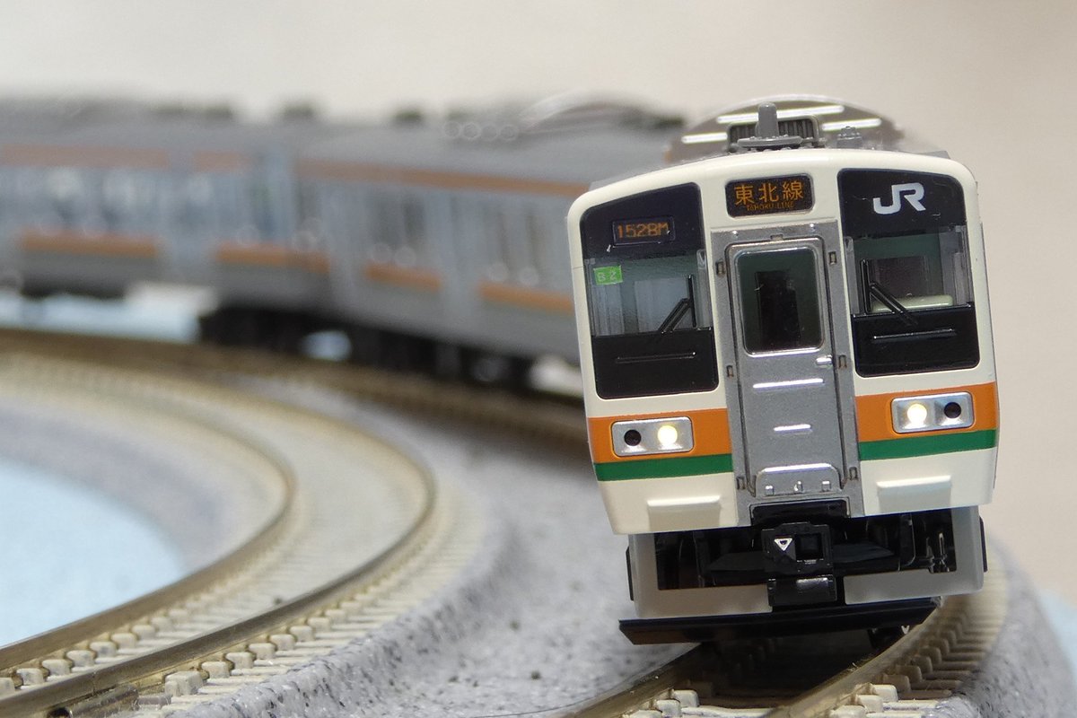 Gentookotsu's tweet photo. 買ってしまった
KATO 211系3000番台/1000番台 高崎・東北本線
発表されたときから楽しみにしてたし、沿線民で見てたのでもちろん購入
もちろんC8編成は強化スカートに。
TOMIXのやつを持ってるけど、KATOのクオリティ高いな
あと1000番台は初導入
TOMIXのとも併せて走らせようと思います
その他ALTへ https://t.co/ARKIXIvYuc