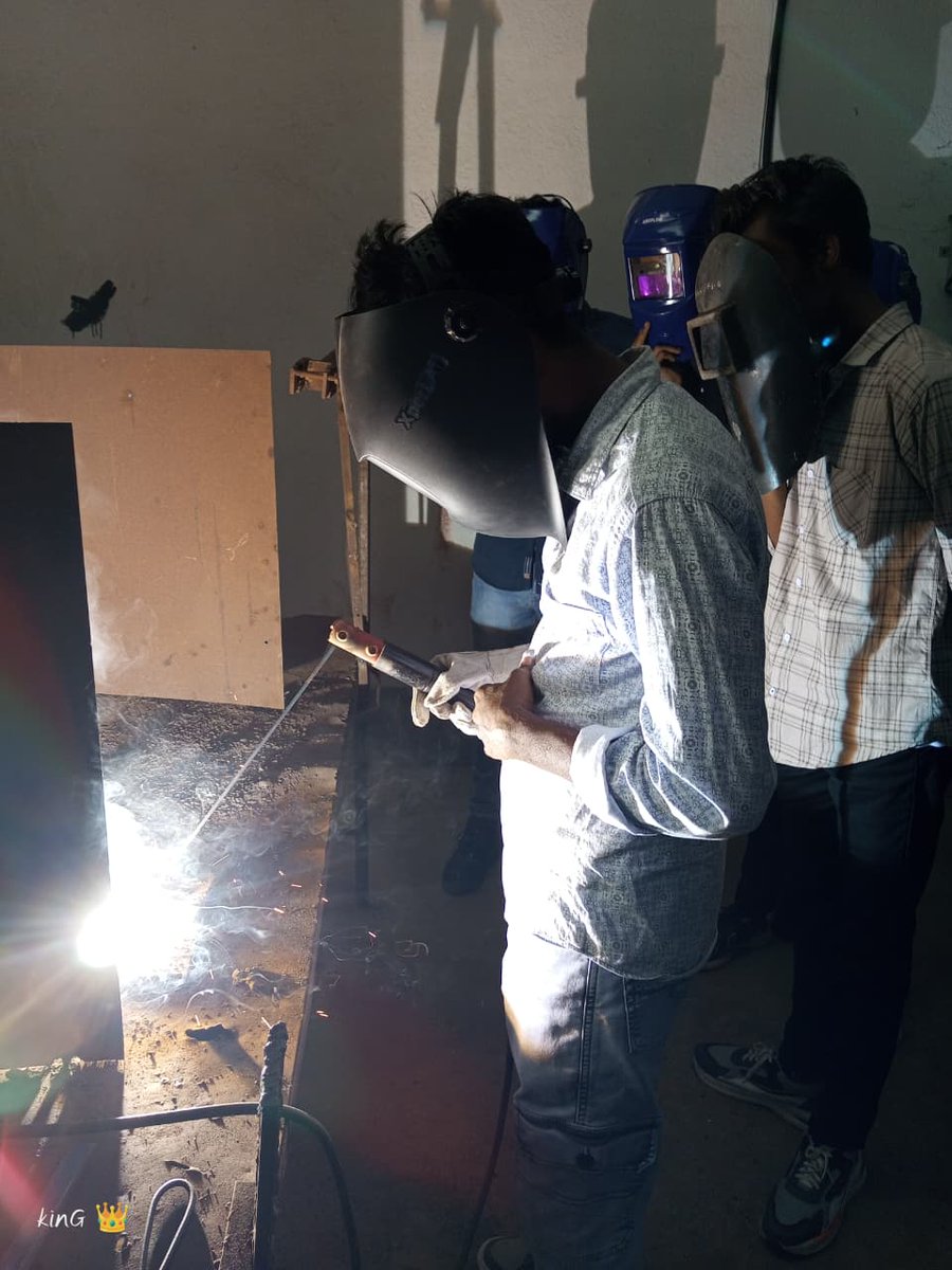 GManbazar's tweet photo. Sparks of Skill!
Welder Practical Class in full swing at Manbazar Govt. ITI.
Forging the future with every weld.
#Welder #ManbazarGovtITI #PracticalClass #SkillIndia #WeldingLife #ITI https://t.co/KEHoB2ig3A