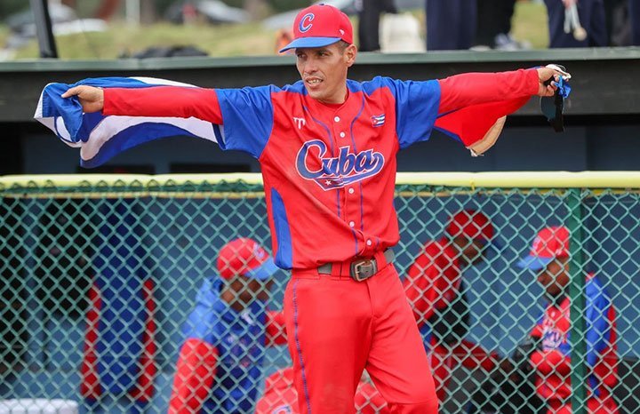 DraGelcys's tweet photo. Nuestro equipo de béisbol para ciegos llegó invicto a la final y cayó ante Italia en su propia casa. Pero ni la derrota ni ninguna barrera pueden apagar la pasión, la entrega y las ganas de seguir luchando por este deporte. #LaHabanaEsSalud https://t.co/Q9XYhH5Sll