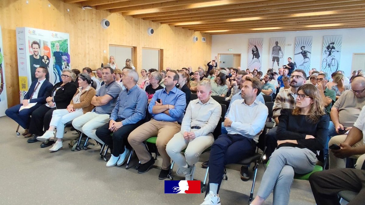 ac_normandie's tweet photo. Au programme :
- Exposition « FIER »
- Projection du documentaire « Faut qu’on parle »
- Table ronde avec des acteurs du sport.
Une démarche inscrite dans la politique régionale de prévention des violences et dans la dynamique de la Charte Sport & LGBTI+.
#Sport #LGBTI https://t.co/4TdWjxpouC