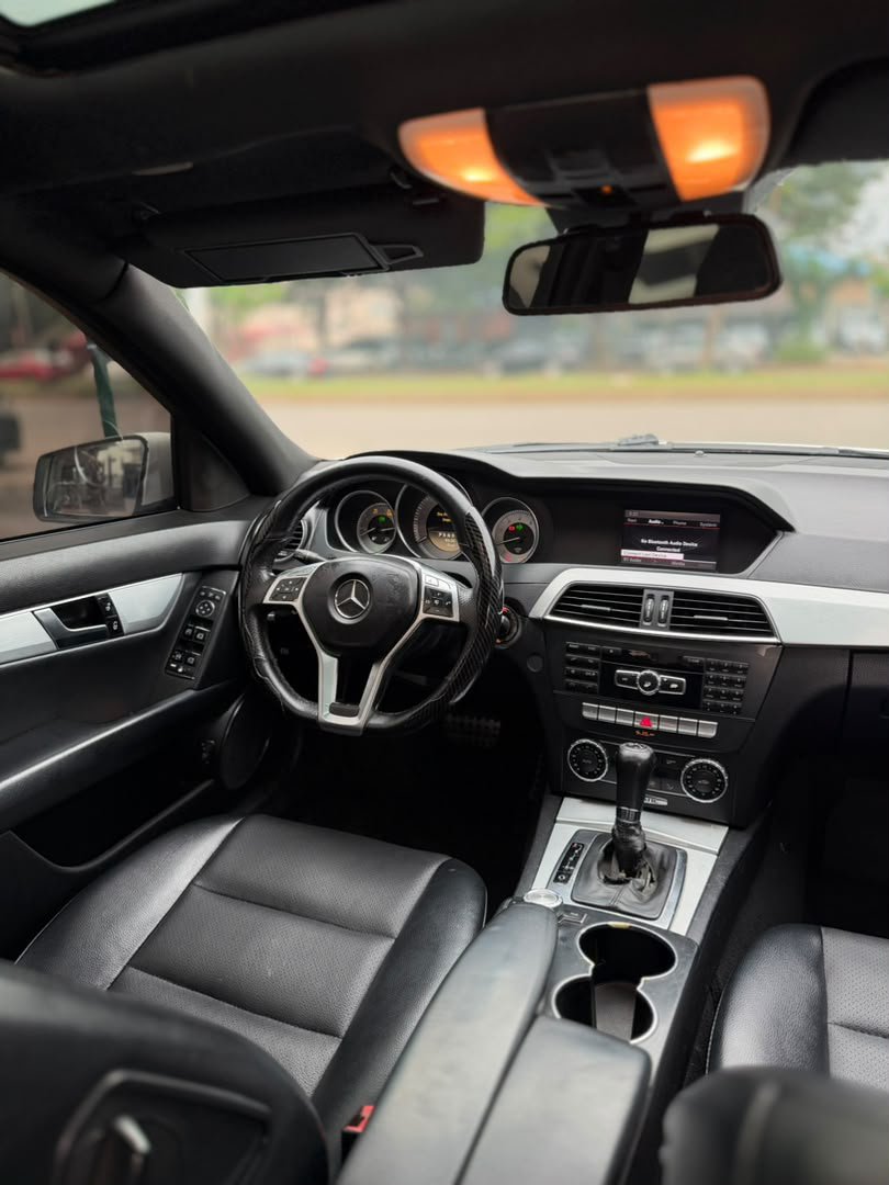 FtEE_autos's tweet photo. NEATLY USED 2013 MODEL 
M-BENZ C350 WITH DUTY FOR 8m ABUJA https://t.co/dzBhw4ruaM