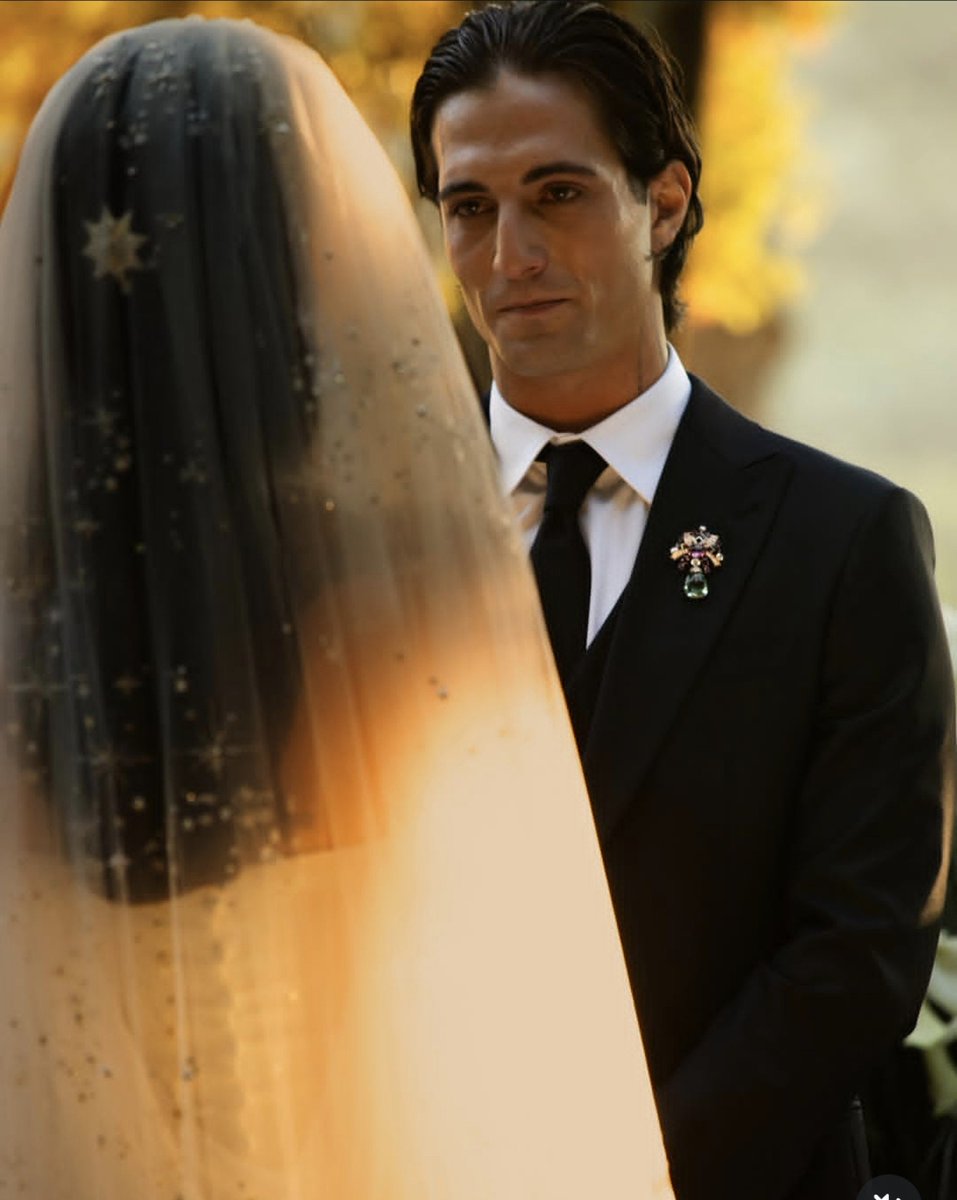 evilstea's tweet photo. El amor que Damiano siente por Dove, se le refleja en los ojos. https://t.co/nYPjQVsksr