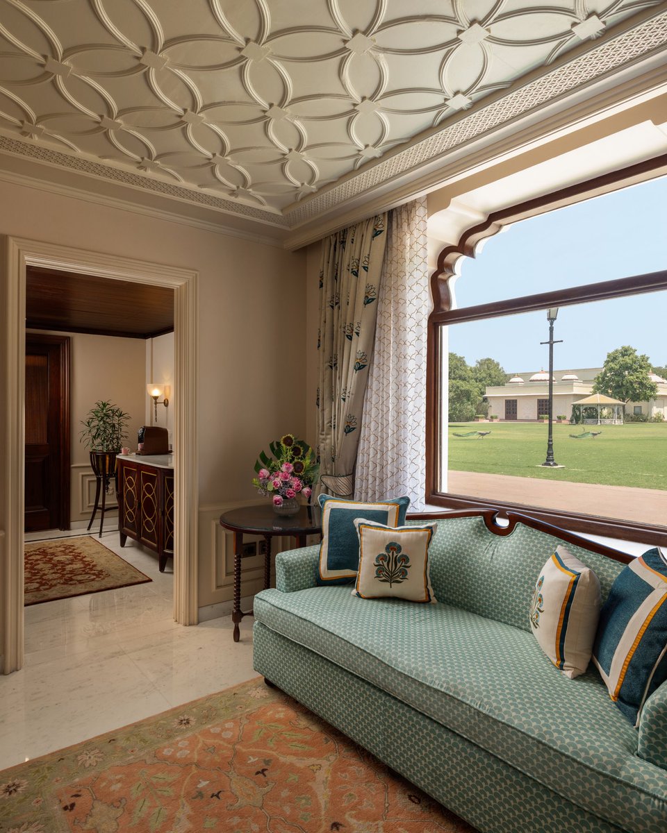 Rambaghpalace's tweet photo. Where every stay is steeped in timeless grandeur.

Thoughtfully designed to reflect the palace’s rich heritage, each room at Rambagh Palace brings together regal character and refined comfort. https://t.co/MiJ6wHcpH4