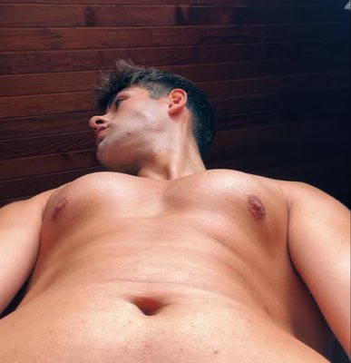 only_robert99's tweet photo. #NuovaFotoProfilo https://t.co/kwH6pq8tos