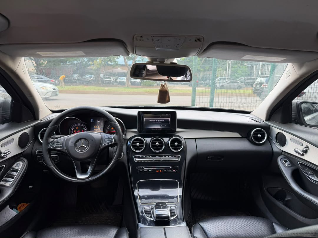 FtEE_autos's tweet photo. NEATLY USED 2016 MODEL
MB C300 WITH DUTY
UNTAMPERED ENGINE AND GEAR FOR 13.5m ABUJA https://t.co/r4l3JBU67F