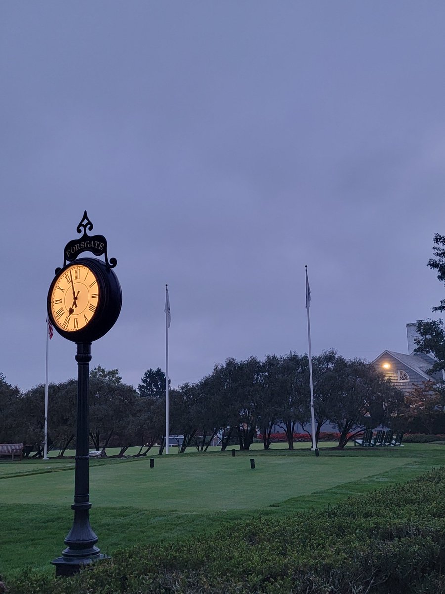 KnightsBrigade's tweet photo. Beautiful morning heRe @forsgatecc foR the annual @RutgersBaseball Golf Outing!

Let's have a day!! 🛡⚔️ https://t.co/8iQA8OUKEr