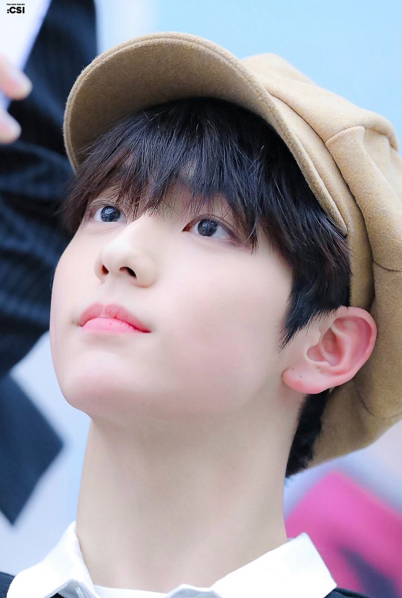 MYsputnik_1205's tweet photo. #SoobinTXT 
데뷔초 수빈이는 냉한 토끼적인 모습과 한없이 말랑한 토끼 모습이 공존해서 너무너무 귀여웠음 https://t.co/ys4hSd1UfJ