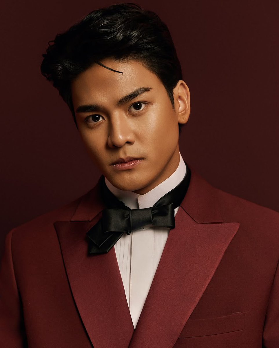 smoshsager's tweet photo. HE BOOKEDDDDDD and as he should! pbb just got themselves an equally humorous and articulate host, alam kong di tayo ipapahiya ng isang michael sager when it comes to hosting!!

PBB HOST MICHAEL SAGER
PBB HOST MICHAEL SAGER https://t.co/HUKu1Nji5Q