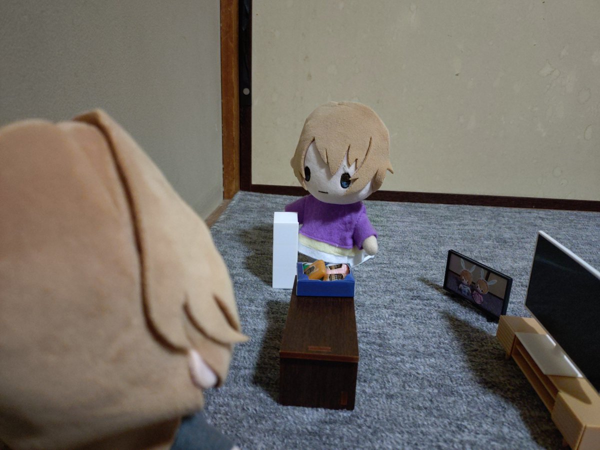 koyontan's tweet photo. ハニートラップとは
踏み入れたら最後はちみつのネタネタに絡まれて出られぬ上に
怒った蜂に滅多刺しにされる罠です

うわ怖
そりゃ父さんも気をつけろって言うわ https://t.co/GlDpFiGAr7