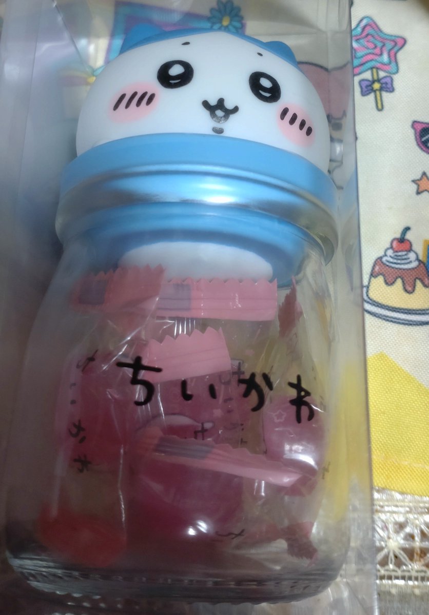eqtgu's tweet photo. ちいかわのハチワレのキャンディボトル🍬

#ちいかわ https://t.co/rHKj8d15HD
