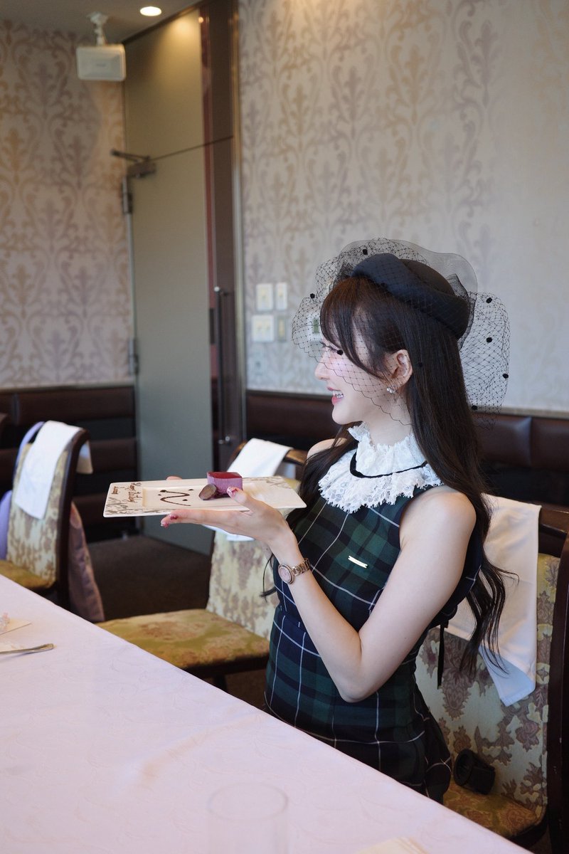 32歳になりました、ピース♡♡ https://t.co/dpd6jyDV0d