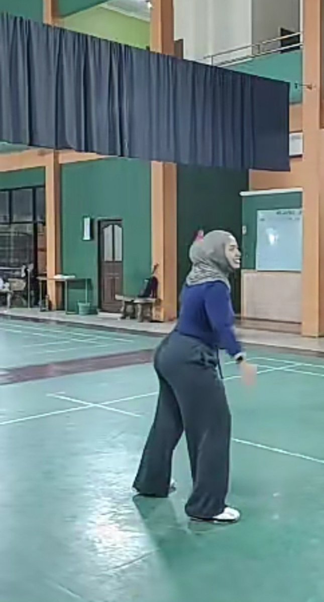 YYaparah51135's tweet photo. binor minta di temenin main bulutangkis 🏸
#bulutangkis
#fypシ゚viral
#stw
#binor
#fantasi
#meme
#onepiece
#istriorang
#istriorangkesepian
#crot
#modecrot
#bacol https://t.co/rbd6AiUSeV