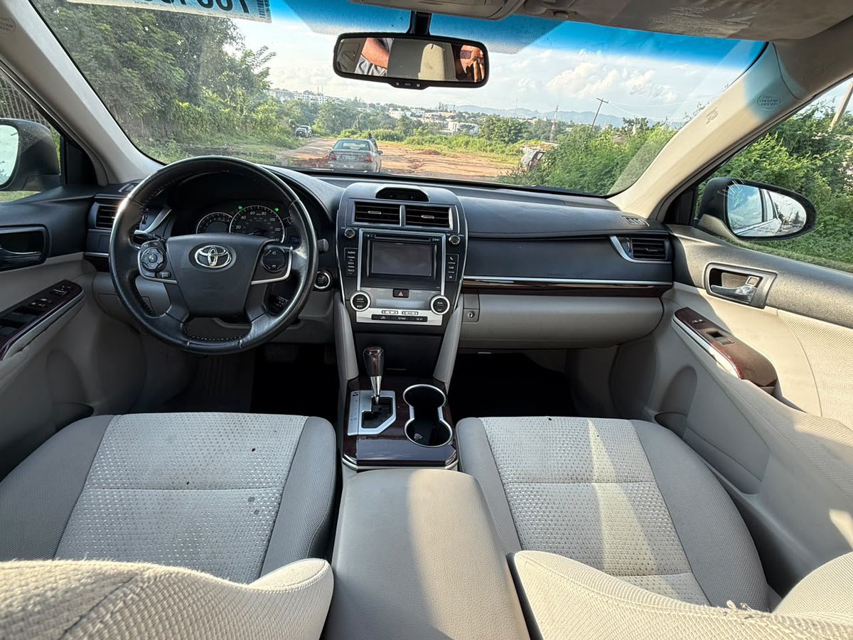 FtEE_autos's tweet photo. DISTRESS

Foreign used 2014 Toyota Camry XLE full option keyless,Sunroof with duty for 12.5m Abuja https://t.co/IRgRItb33m