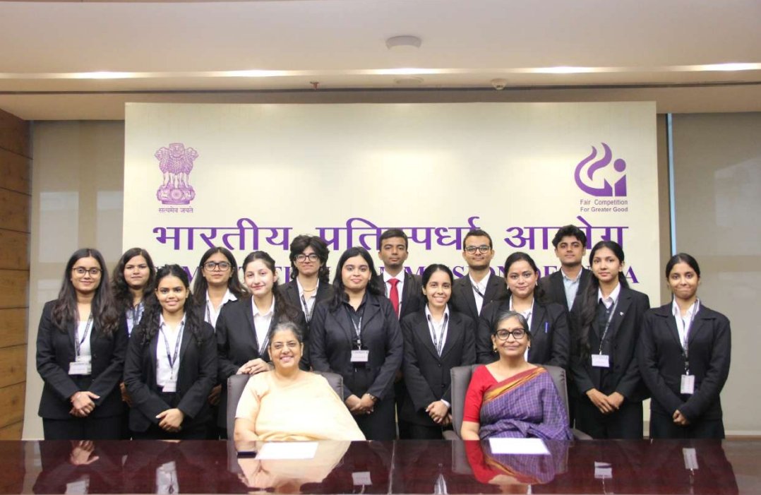 CCI_India's tweet photo. Smt. Ravneet Kaur, Chairperson and  Ms. Sweta Kakkad, Member, CCI interacted with the interns of  September 2026 Batch on 28.09.2026. https://t.co/AjgJgY3RKJ