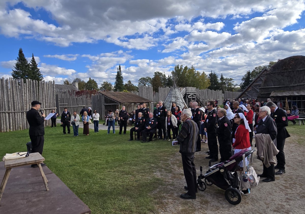 orderofmalta's tweet photo. The Grand Master’s journey continued to Midland, Ontario, with the traditional annual pilgrimage to the Canadian Martyrs’ Shrine.
https://t.co/Db1YjFjJWL https://t.co/JHtqdSRcJu