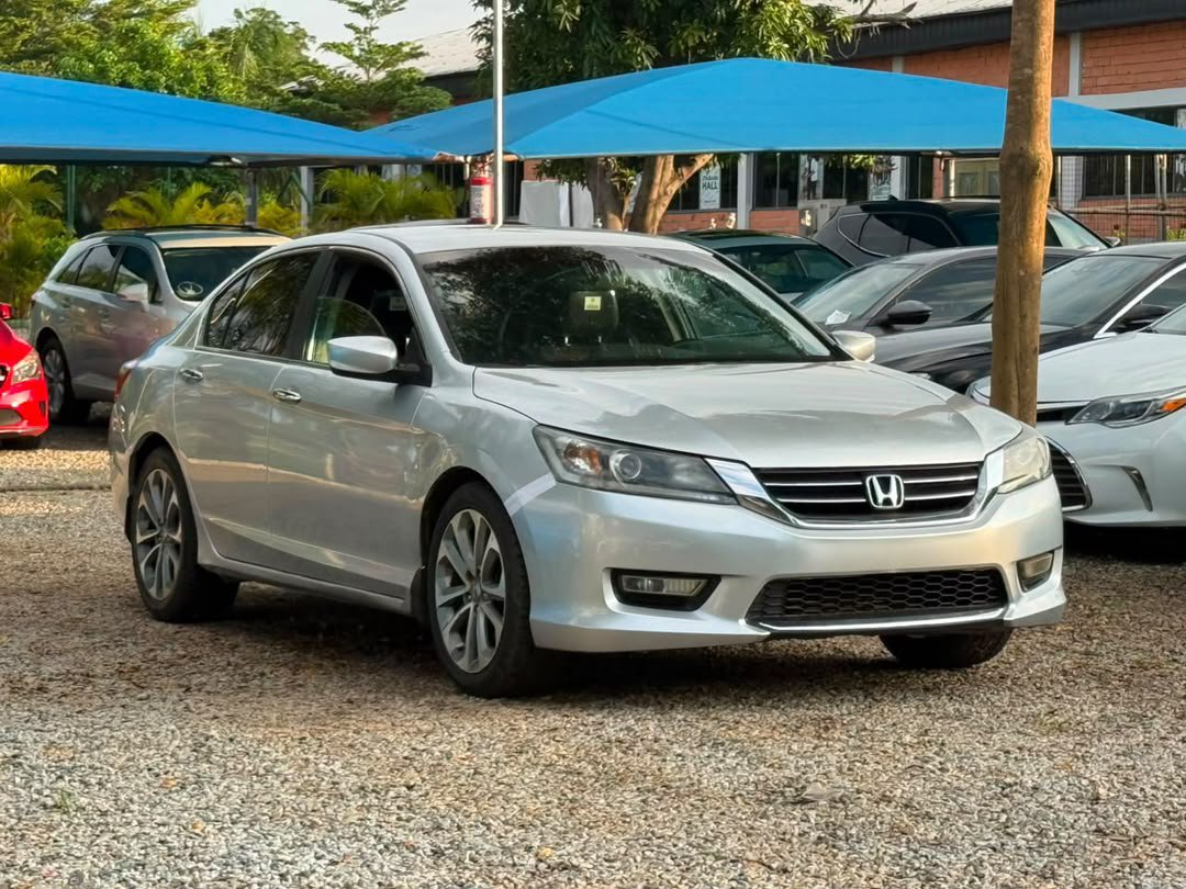 FtEE_autos's tweet photo. *NEATLY USED 2013 HONDA ACCORD SPORT AVAILABLE FOR JUST 7.9M ABUJA* https://t.co/myzo7Mpjq0