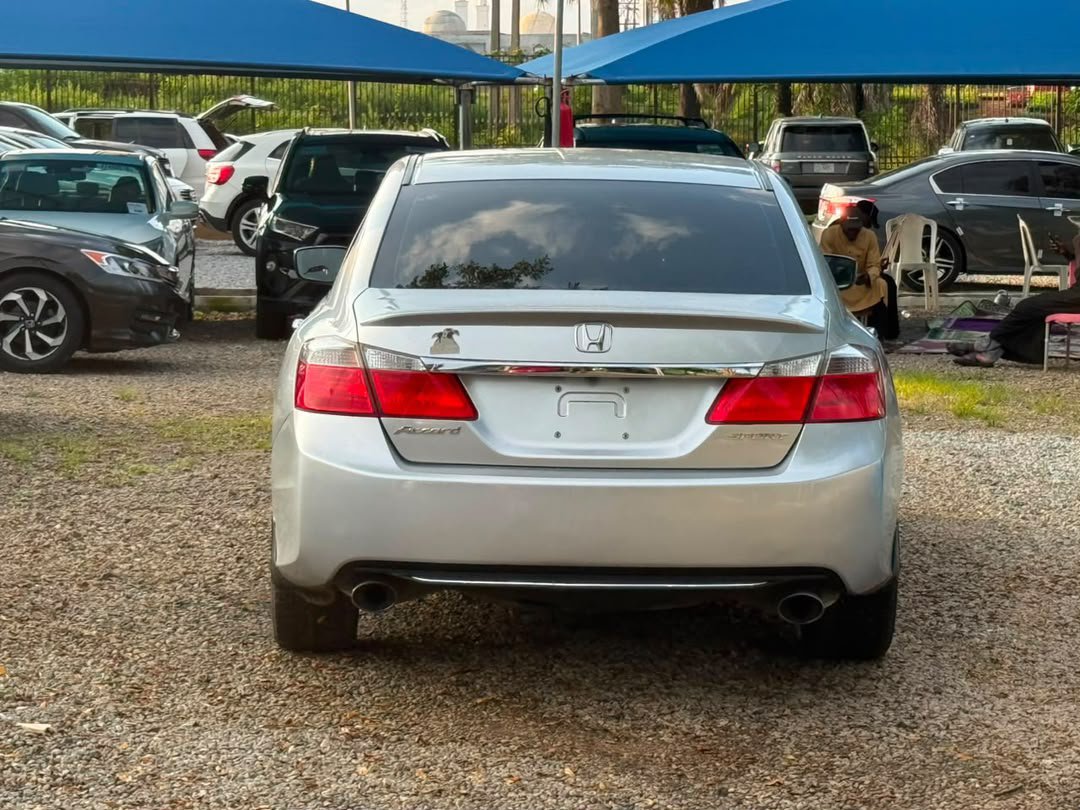 FtEE_autos's tweet photo. *NEATLY USED 2013 HONDA ACCORD SPORT AVAILABLE FOR JUST 7.9M ABUJA* https://t.co/myzo7Mpjq0