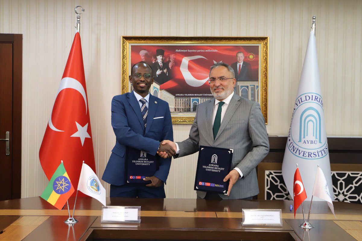 aybuint's tweet photo. Kabridahar Üniversitesi Rektörü Eng. Abdifetah Ahmed RABİ ve heyetini AYBÜ’de ağırladık. 🌍

Görüşmede akademik ve bilimsel iş birlikleri, öğrenci ve personel hareketliliği ile ortak proje olanakları ele alındı. Ziyaret kapsamında iki üniversite arasında MoU imzalanmıştır. 🤝 https://t.co/j3AooRyal1