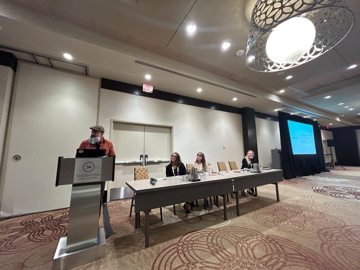 ha_fa54's tweet photo. On Saturday, Oct 3, I shared findings from my research on the situation of children living with their incarcerated mothers in Iran’s prisons. at the @WAIMHorg and I raised this question:
Why do children and their mothers end up in prison in the first place?
#WAIMH2026 #IMH https://t.co/FvFIqromNK