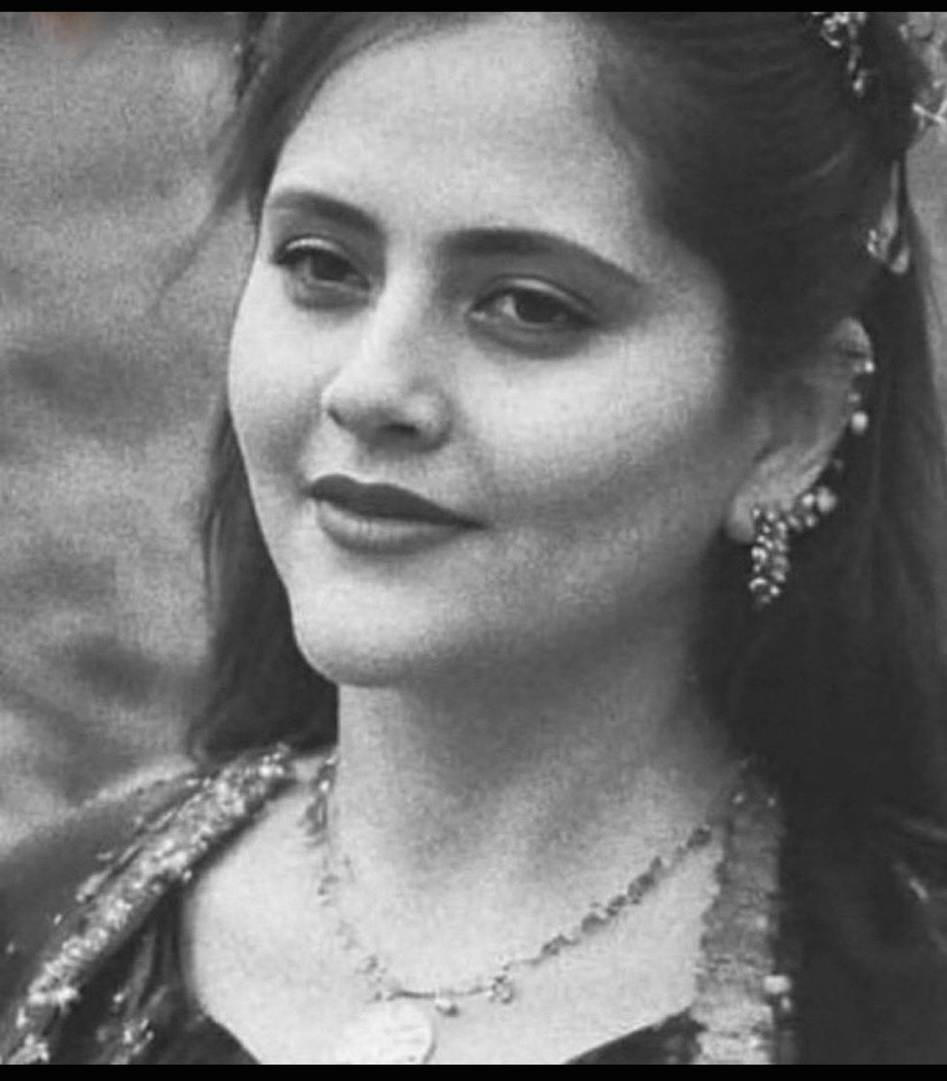 Tirdad17740's tweet photo. @salma5181 هر کسی آن دِرود عاقبت کار که کِشت https://t.co/crquiNVuon