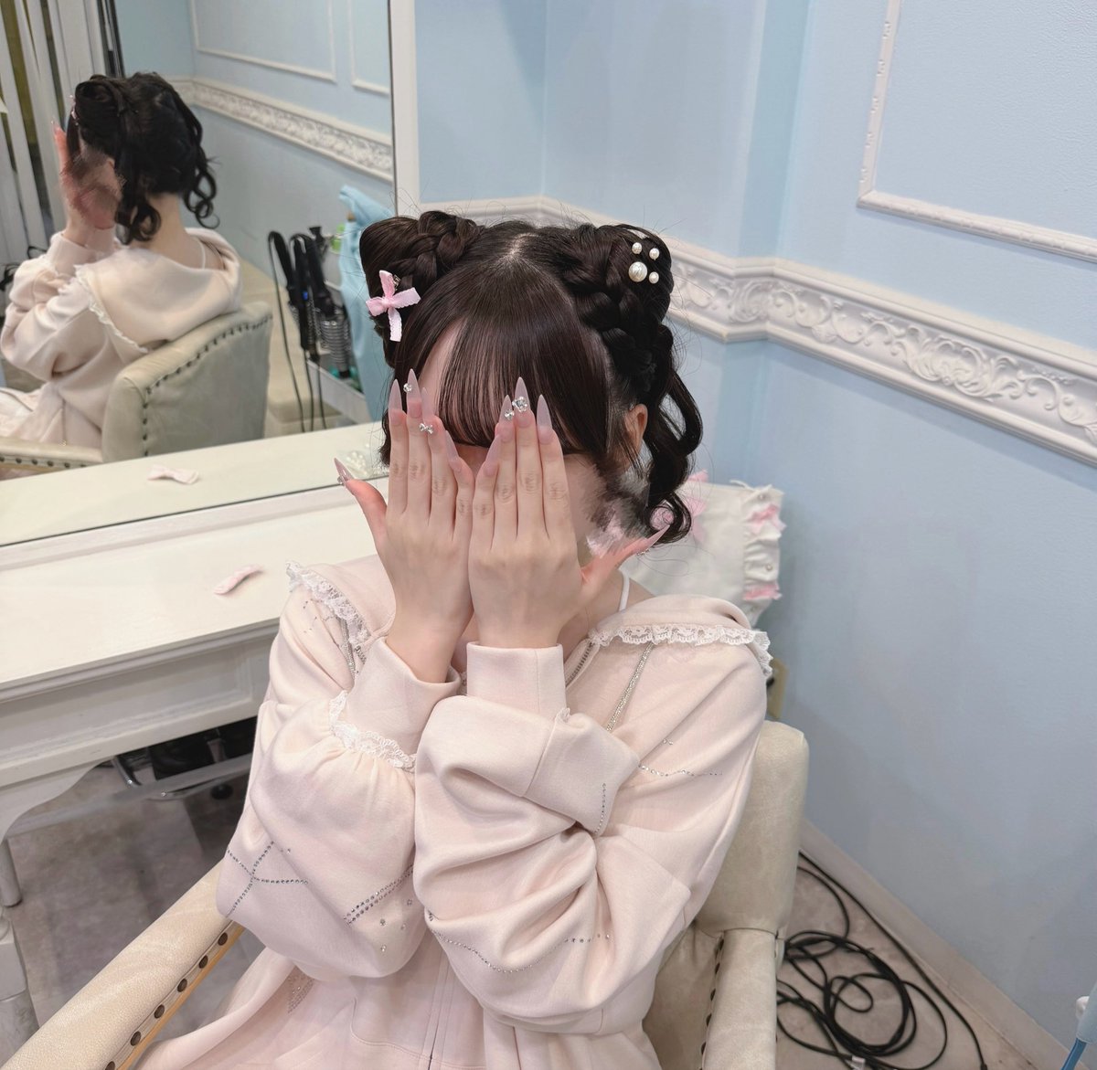 156cm0319's tweet photo. ヘアメ😽💕 https://t.co/5B65YQjsxU